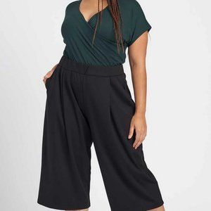 NWT Universal Standard Airy Ponte Crop Pants - black XL